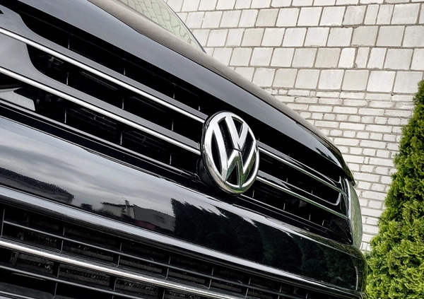 Volkswagen Multivan cena 105700 przebieg: 180000, rok produkcji 2014 z Radom małe 781